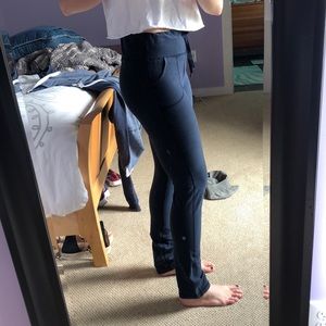 Lululemon straight leg legging/yoga pants size 10